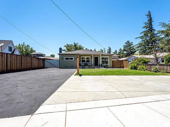4th image of 1226 W Hacienda Ave