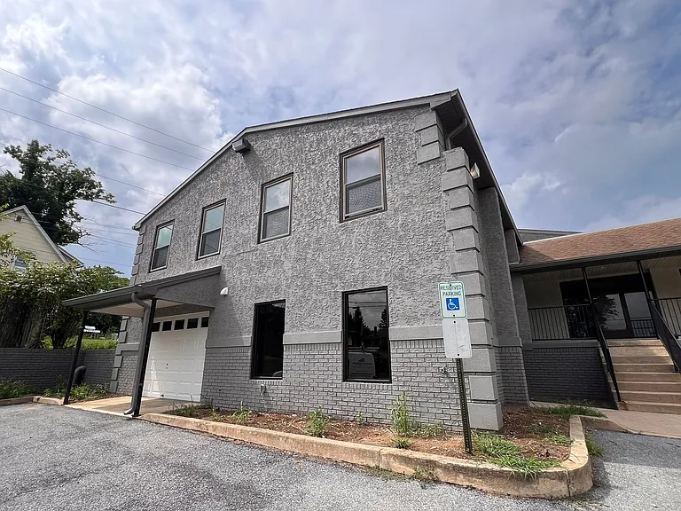 5477 Mauser St #D — Photo 3