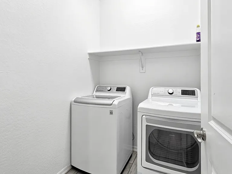 15650 W Morning Glory St — Photo 30