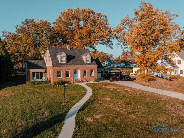 550 E High St, Defiance, OH 43512