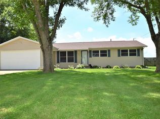 172 Green St, Center Point, IA 52213