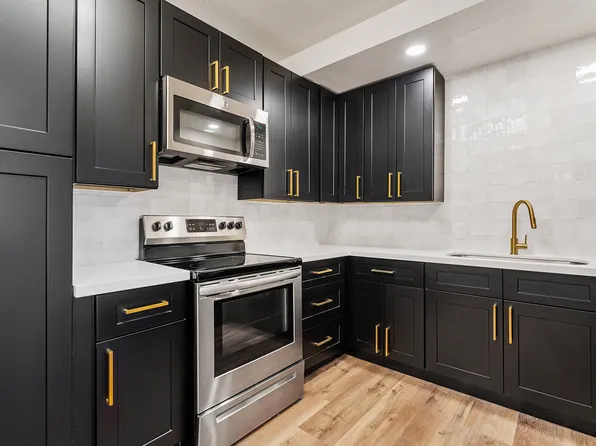 351 E Thomas Rd Unit D308, Phoenix, AZ 85012