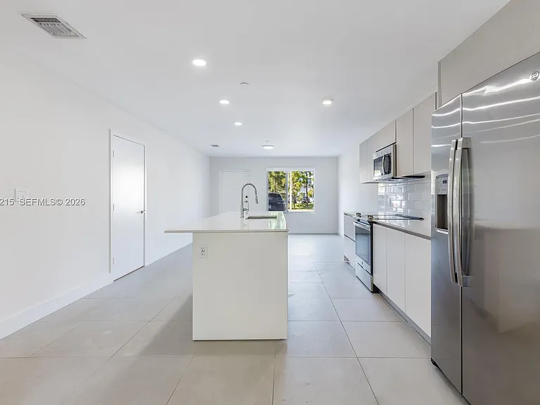 2505 NE 193rd St #4108 — Photo 4