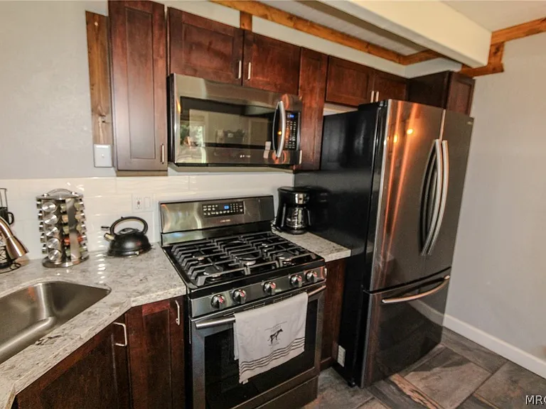 913 W Aeroplane Blvd — Photo 17