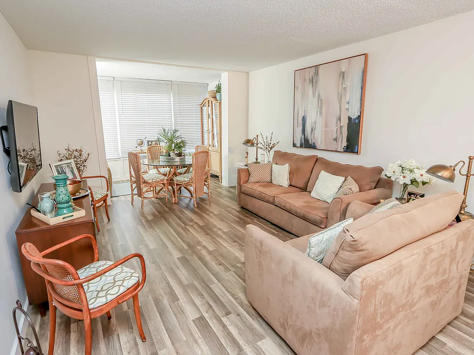 9150 Lime Bay Blvd #21