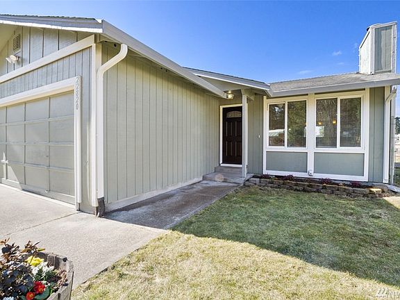 3rd image of 22820 41st Avenue Ct E