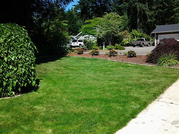 4th image of 4002 102nd Street Ct