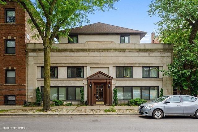 1st image of 909 W Diversey Pkwy APT 3W