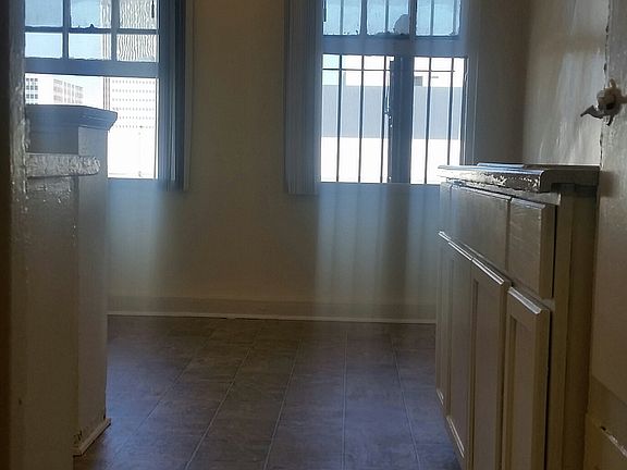 5th image of 3184 W 8th St APT 308