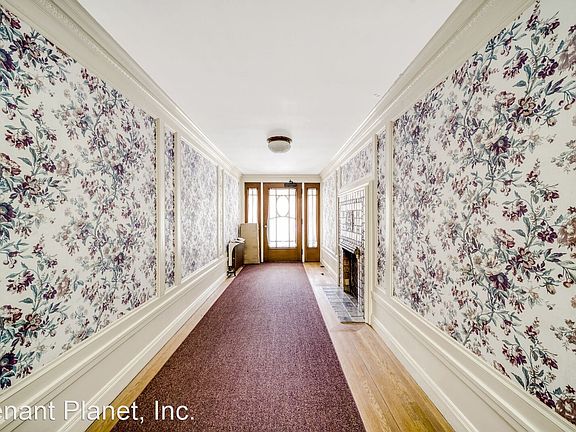 2nd image of 133 Buchanan St Unit 3