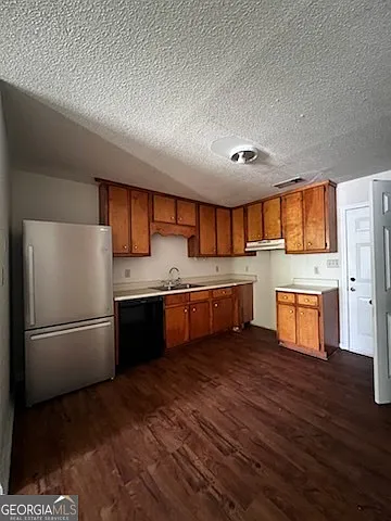 3 bed, 2.0 bath, $1,250 — Photo 3