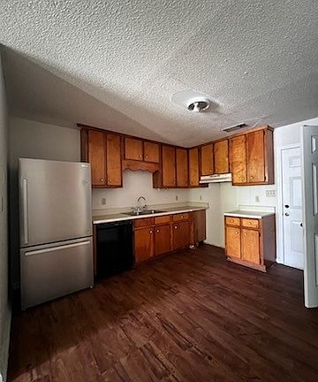 3rd image of 121 Village Ln #A