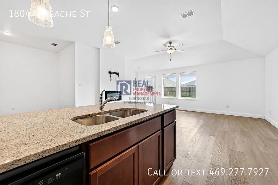 Easy Living, Great Storage with Community Pool in Royse City — Photo 4