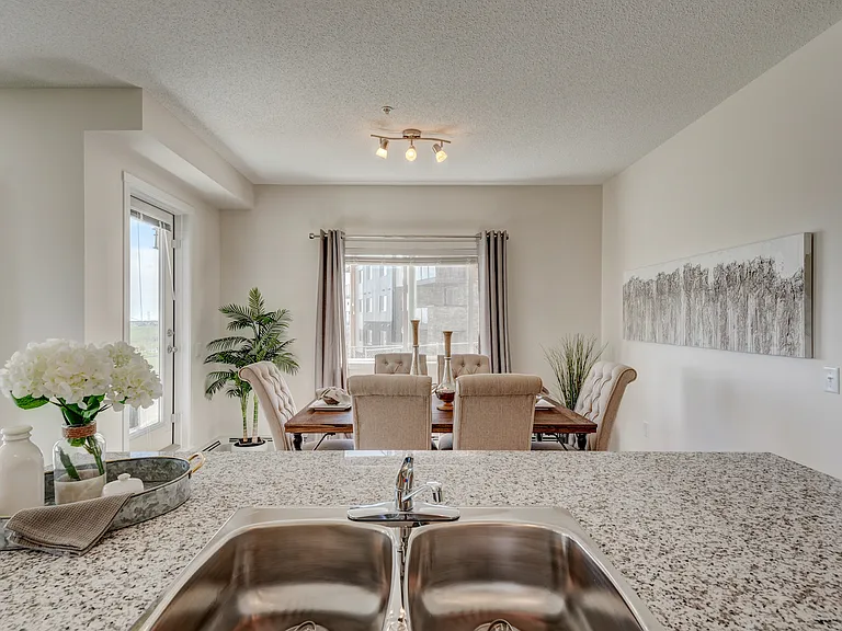 73 Skyview Point Cres NE — Photo 159