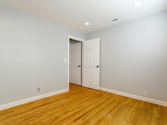 2nd image of 431 N 18th St