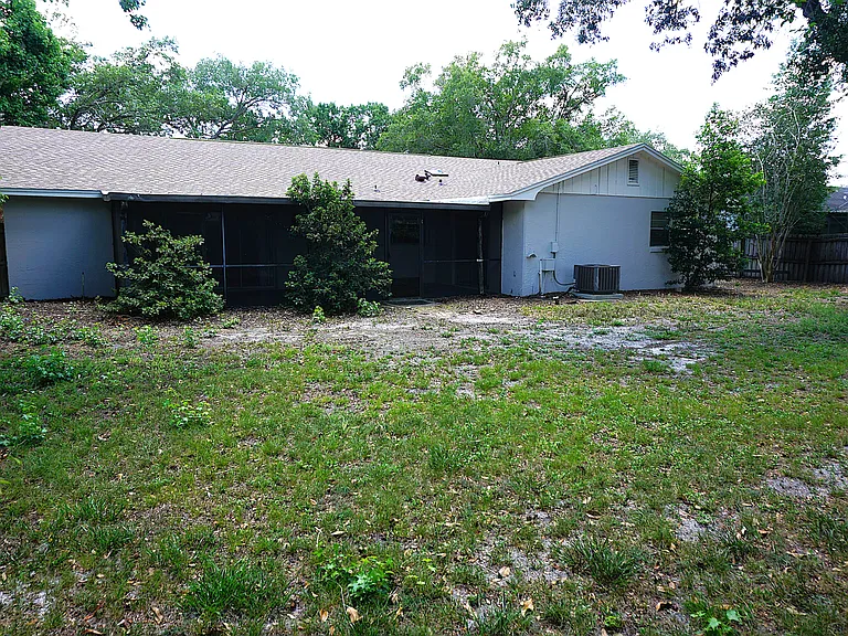 8511 Shady Glen Dr — Photo 23