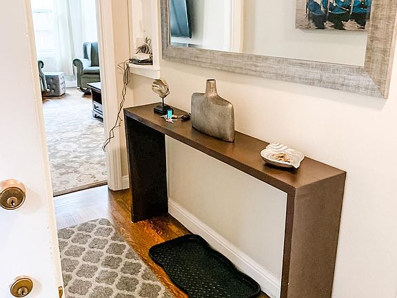 4th image of 1371 Jackson St #104