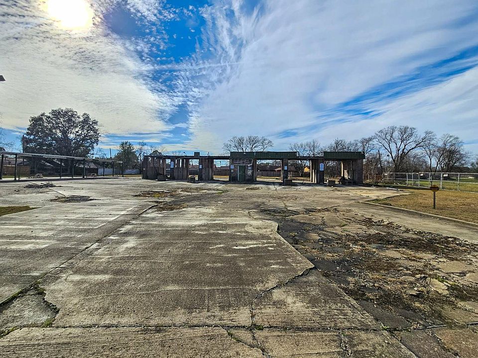 1st image of 11408 Martin Luther King Jr Blvd