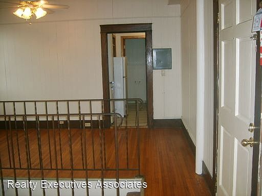 4th image of 1800 W Clinch Ave APT 2