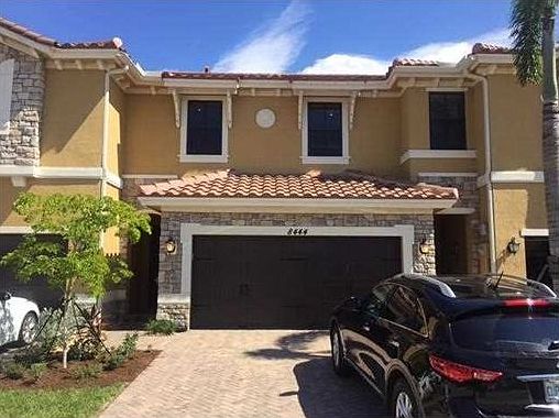 1st image of 8445 Lakeview Trl