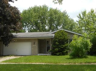 1510 N Wright Rd, Janesville, WI 53546
