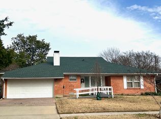 1908 Ridgecrest Dr, Garland, TX 75042