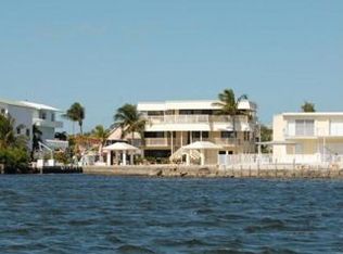 700 Grouper Ln, Key Largo, FL 33037