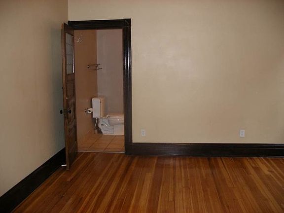 4th image of 3435 Hartford St #A