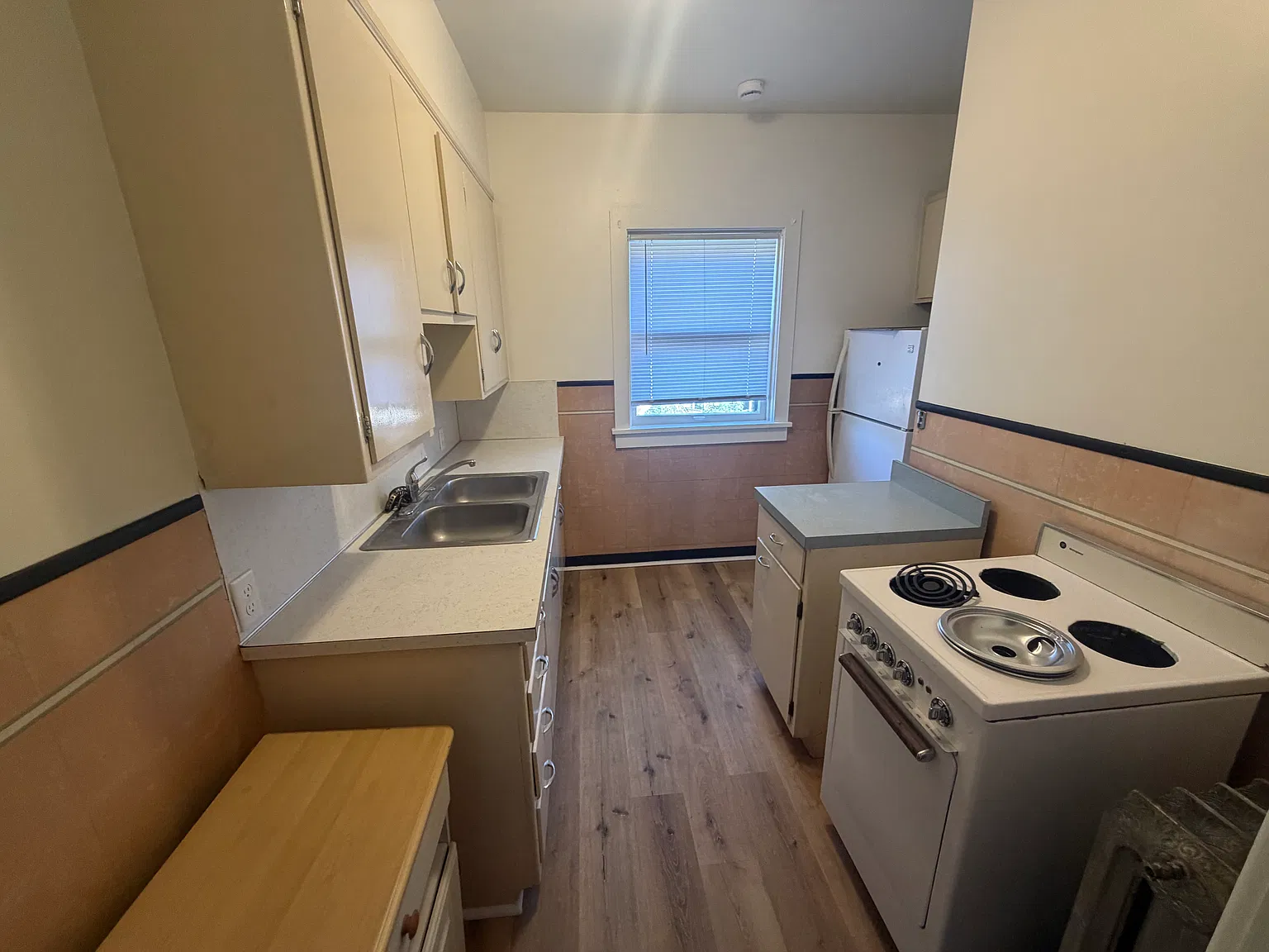 1 bed, $900 — Photo 2