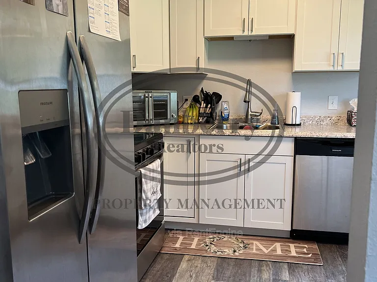 6051 Graystone Dr #1 — Photo 3
