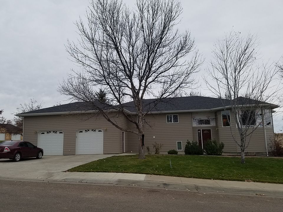 1st image of 1335 12th Ave