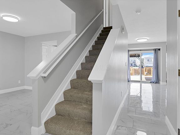 4th image of 395 Millett Dr