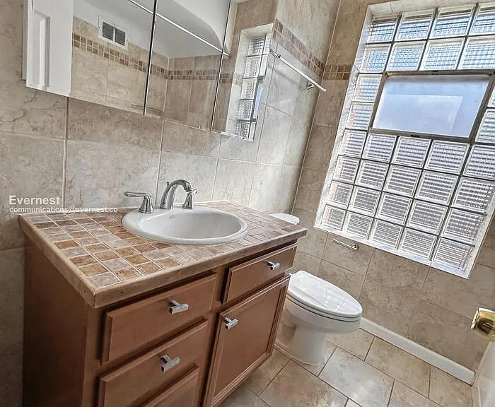 6936 Melrose Ave — Photo 11