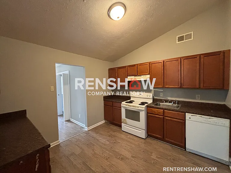 1488 Abernathy Rd — Photo 8