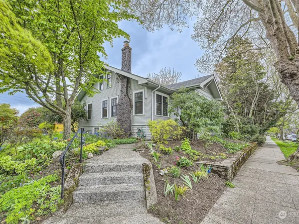 2219 N 46th Street, Seattle, WA 98103