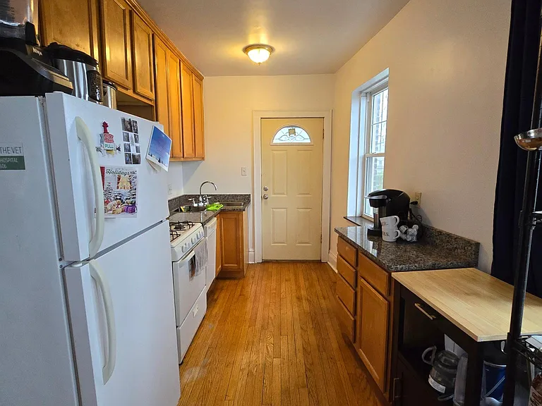1118 Harrison St #2 — Photo 13