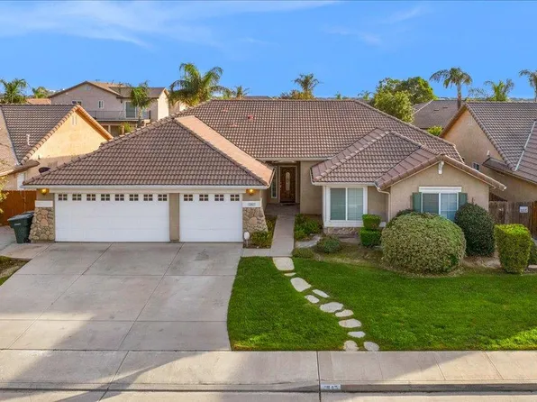 1947 W Hampton Dr, Hanford, CA 93230
