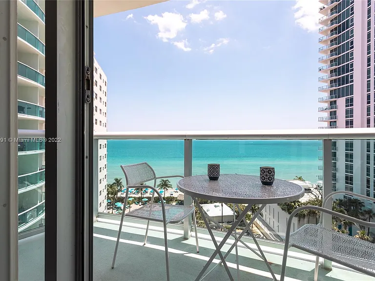 3901 S Ocean Dr #10M — Photo 1