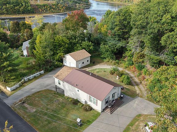 3rd image of 20 Clewleyville Road