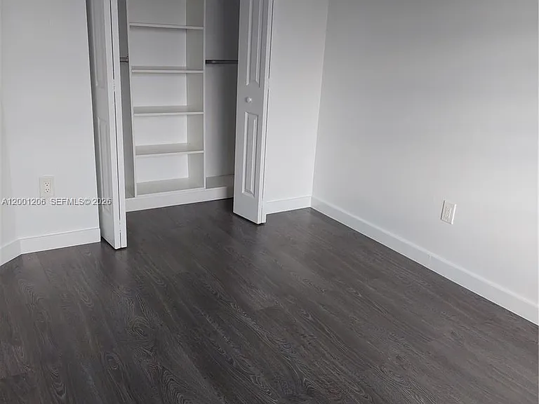 1125 NE 210th Ter — Photo 16