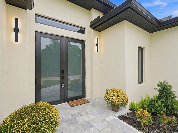 4th image of 2524 WALLER ROAD