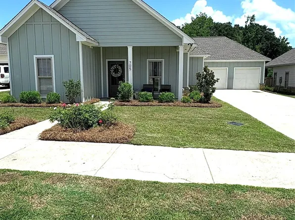 705 Heartwood Ln, Brandon, MS 39042