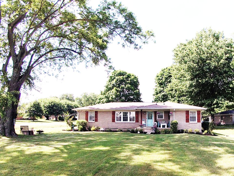 1st image of 218 Eastside Dr