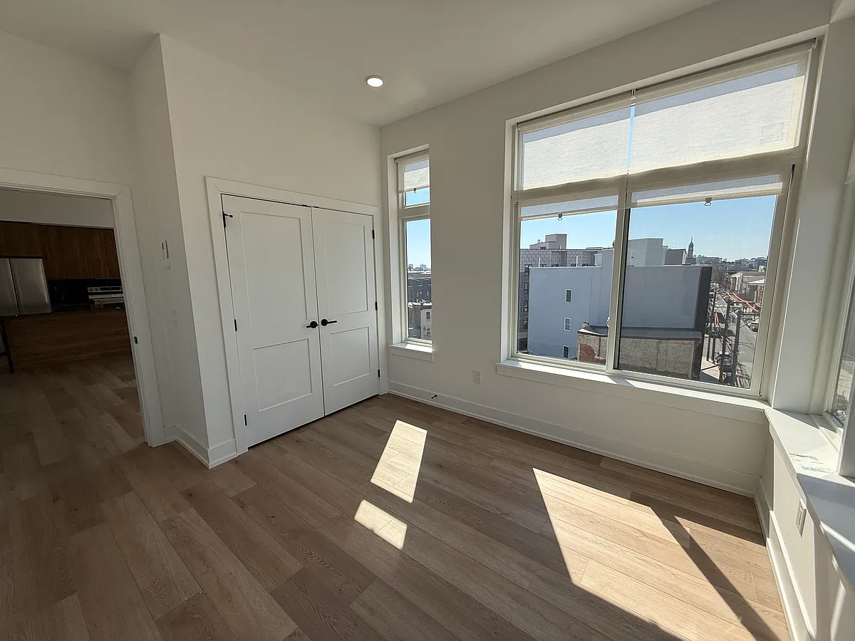 Building Photo - 1801 N 2nd St #O501