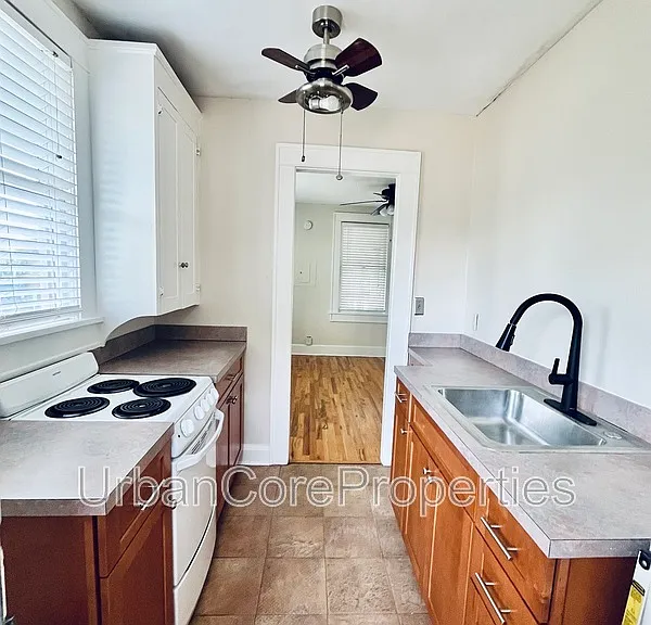 430 5th St N #6 — Photo 3