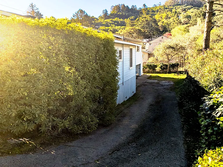 423 Shoreline Hwy #BACK — Photo 17