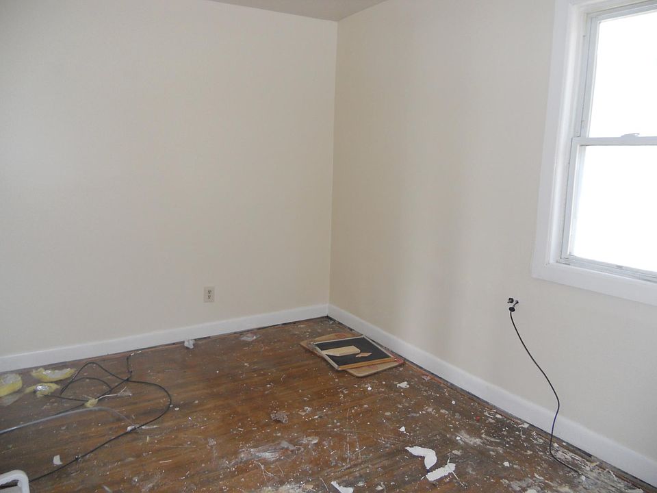 1st image of 2389 Delaware Ave APT 4