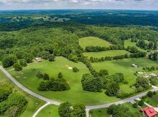 3708 Three Island Rd, Walling, TN 38587