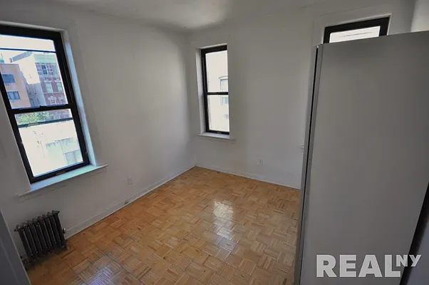 Rented by REAL New York | media 15