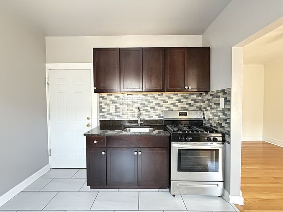 5th image of 6347 N Magnolia Ave #M4